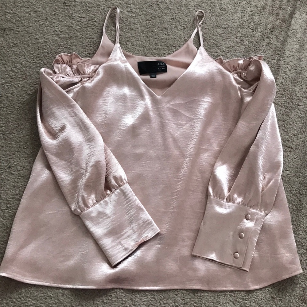 Akira cold shoulder silky blouse size M